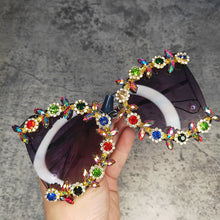Load image into Gallery viewer, Luxury Bling Flower Design Sun Glasses

