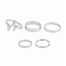 Load image into Gallery viewer, Robin Plain Band Mid Finger Ring Set
